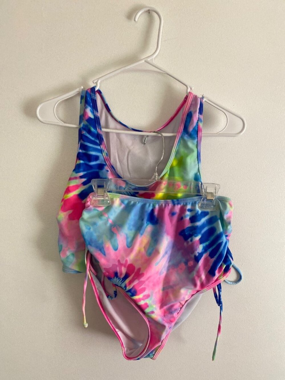 Tie-Dye Two-Piece Swimsuit With High-Waisted Bottoms Women's Size S